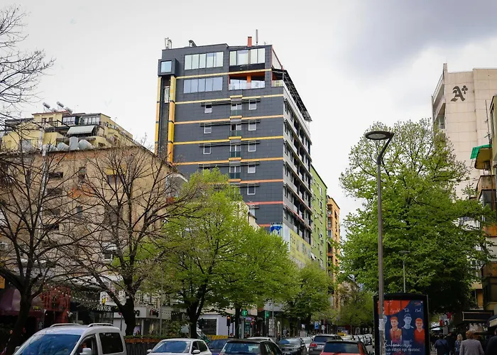 La Bohème Hotel